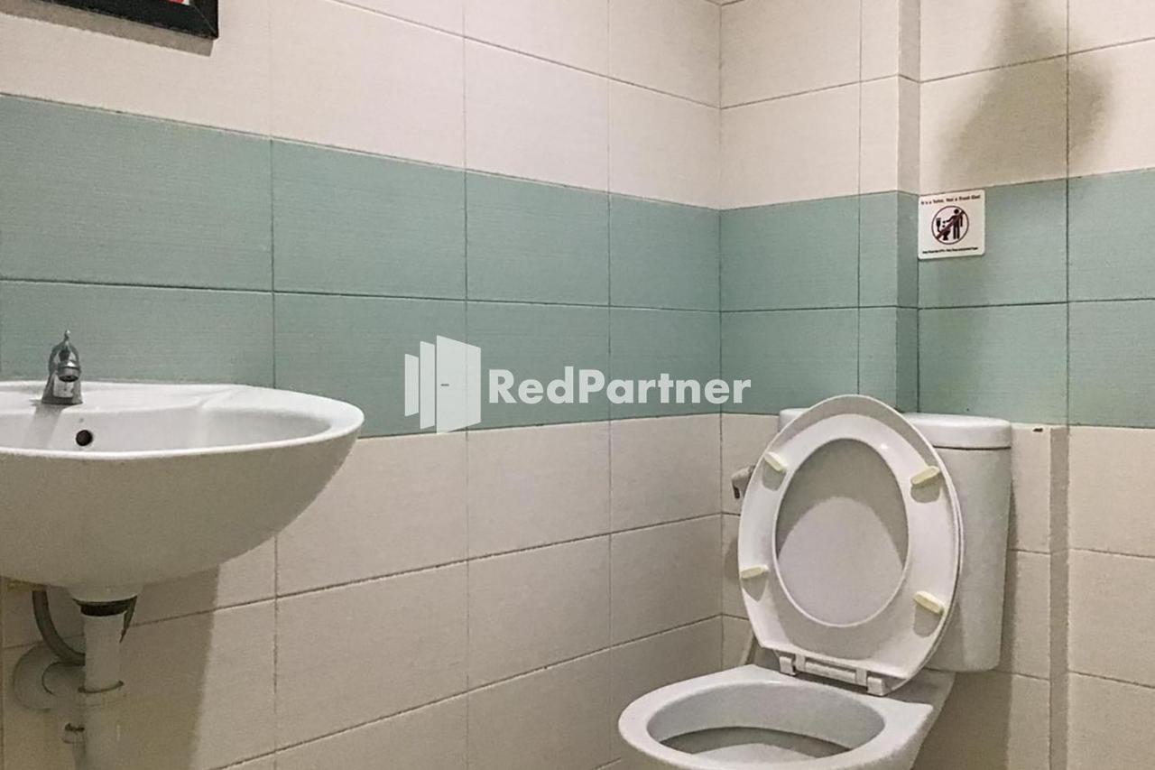 Pondok Mesari Redpartner Near Legian Beach Екстериор снимка